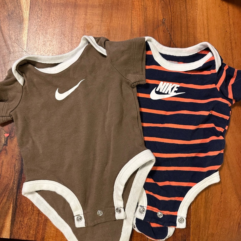 Nike Onsies Size 3 months